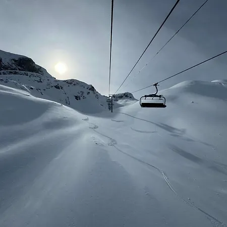 Chalet Pierra, Pied Des Pistes - Wifi Gratuit - 2 Parkings *